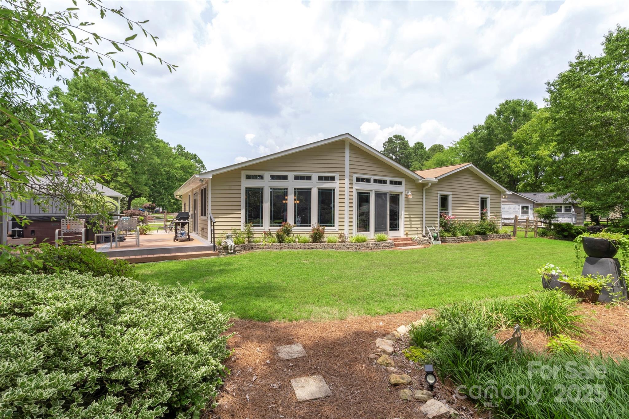 7164 Moss Point Drive