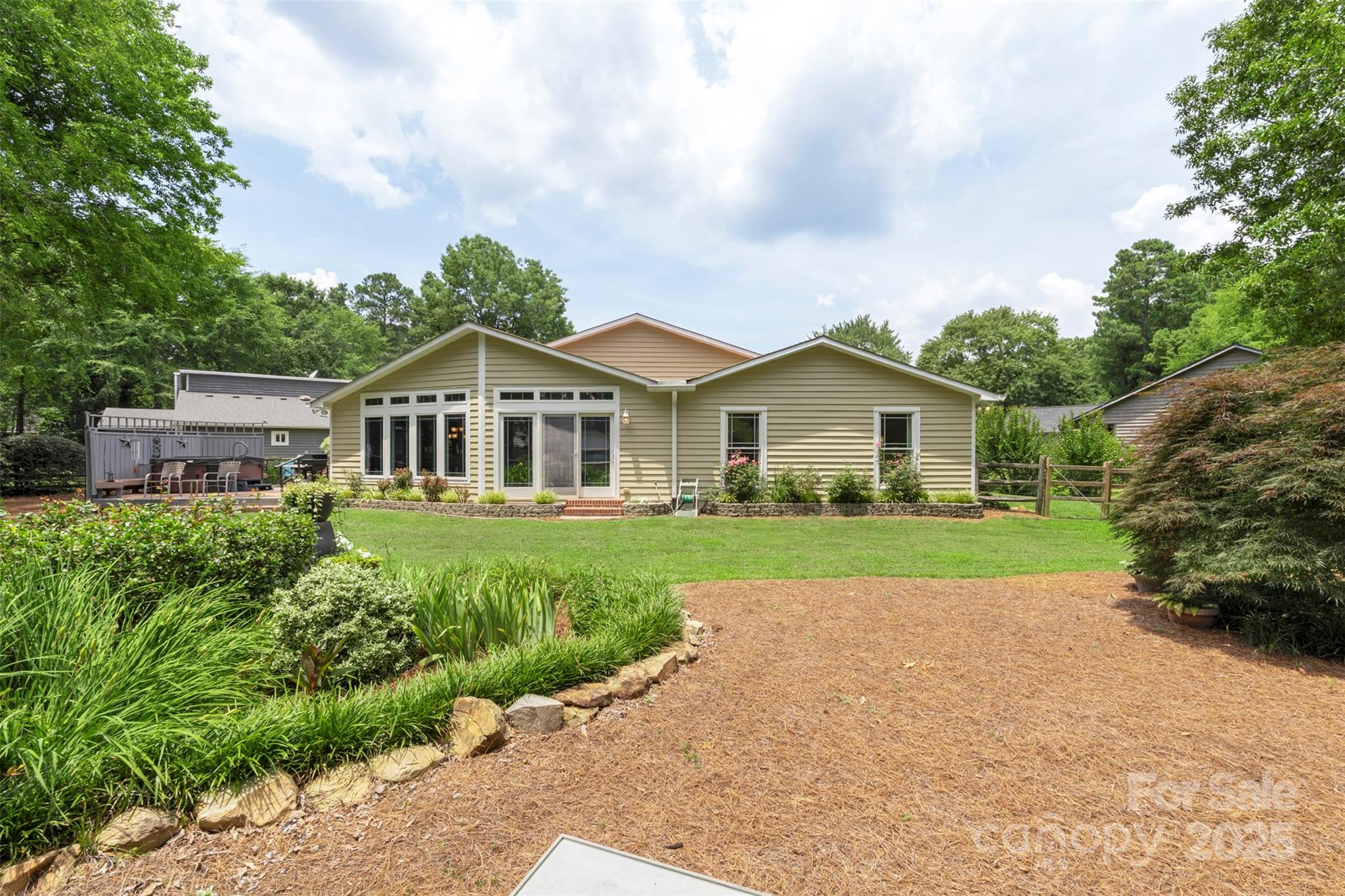 7164 Moss Point Drive
