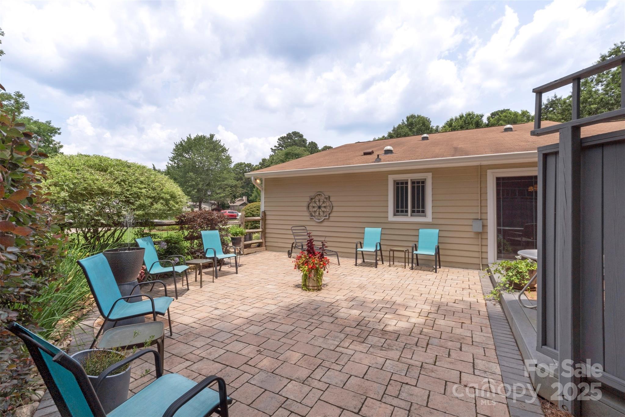 7164 Moss Point Drive