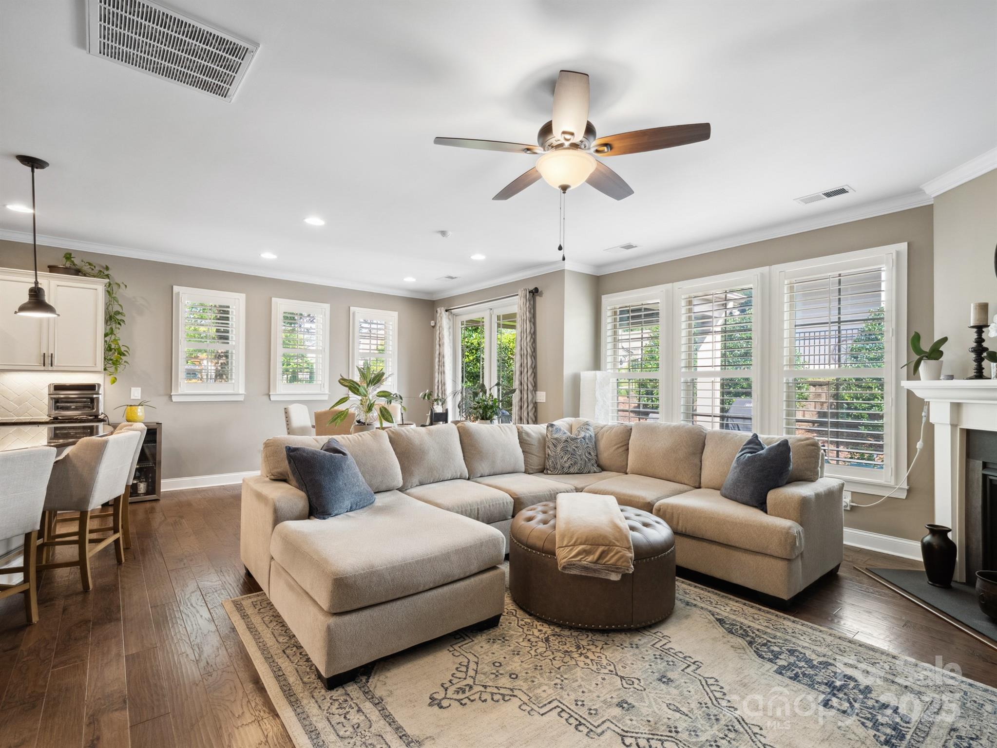 741 Garrett Green Way Unit: 64