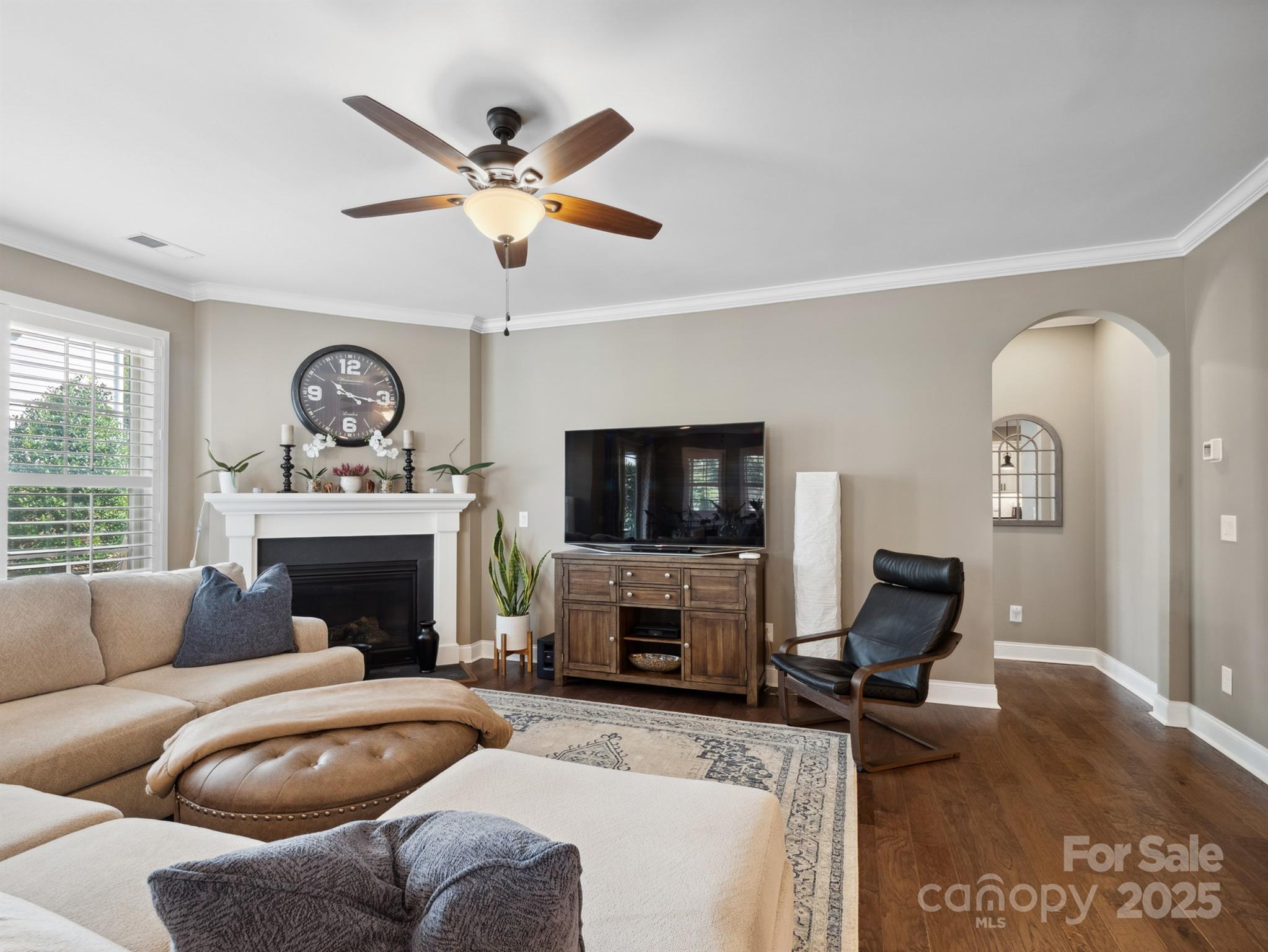 741 Garrett Green Way Unit: 64