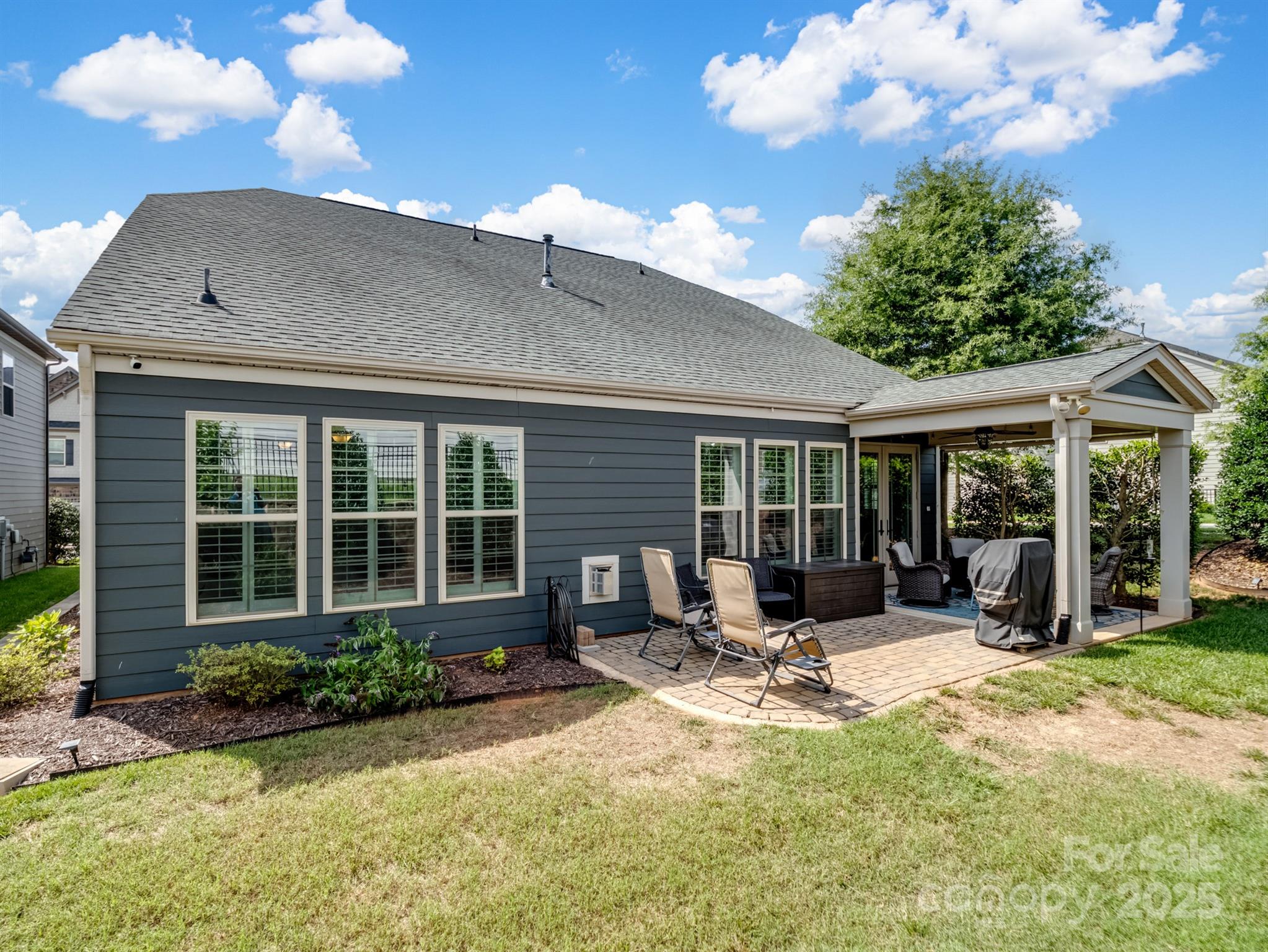 741 Garrett Green Way Unit: 64