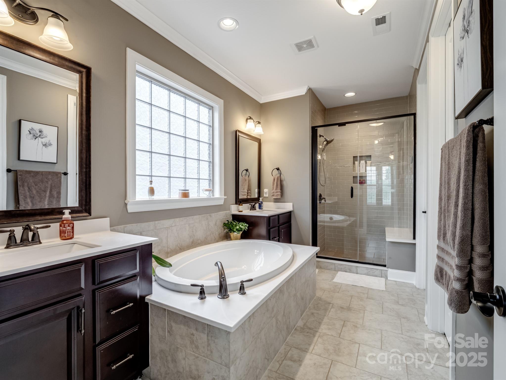 741 Garrett Green Way Unit: 64