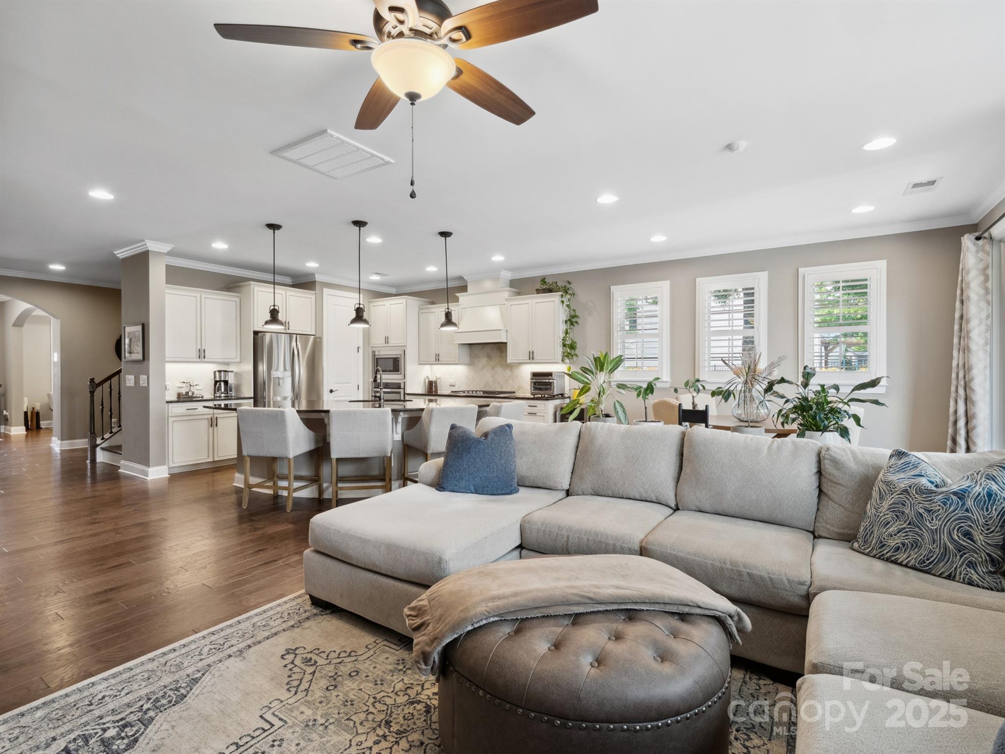 741 Garrett Green Way Unit: 64