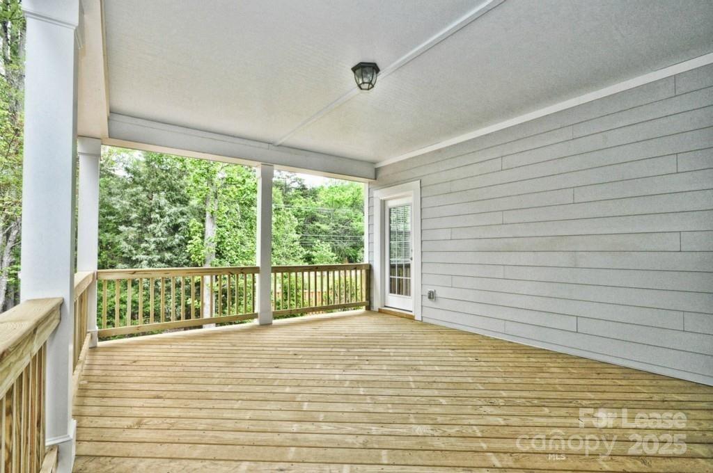 18517 Boulder Rock Loop