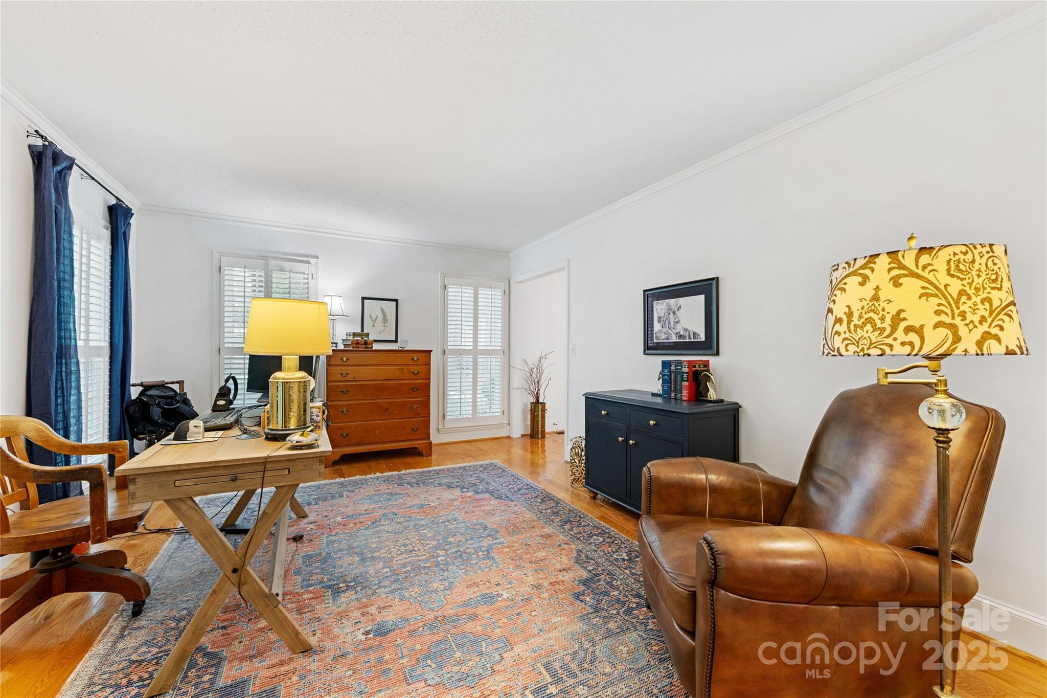 1119 Holleybank Drive