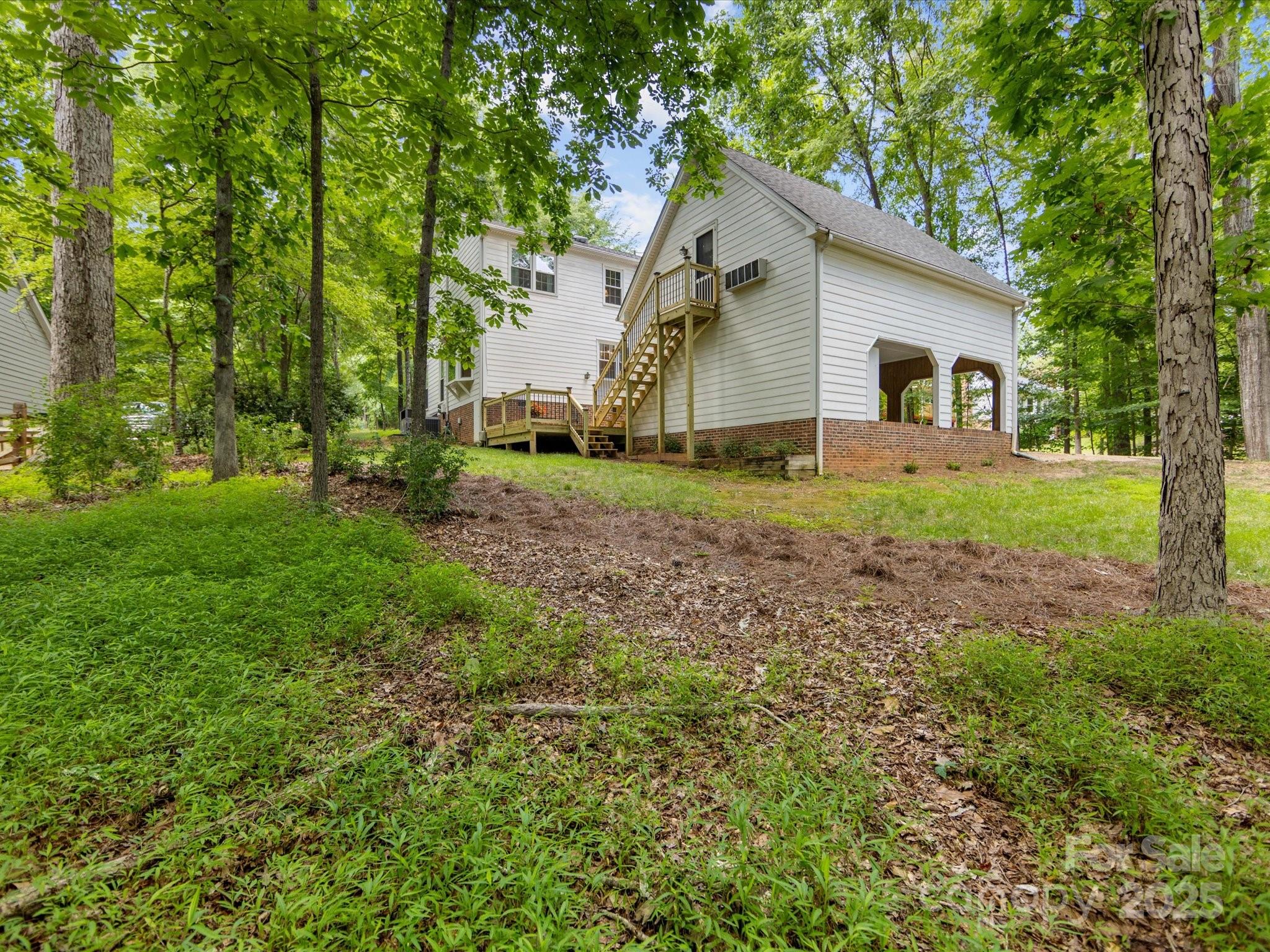 1119 Holleybank Drive
