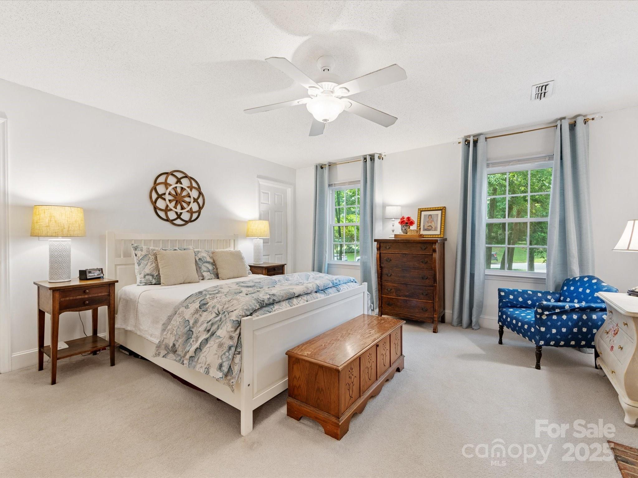 1119 Holleybank Drive