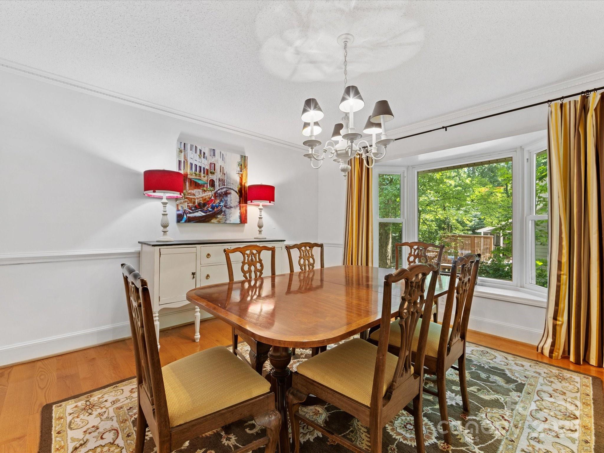 1119 Holleybank Drive