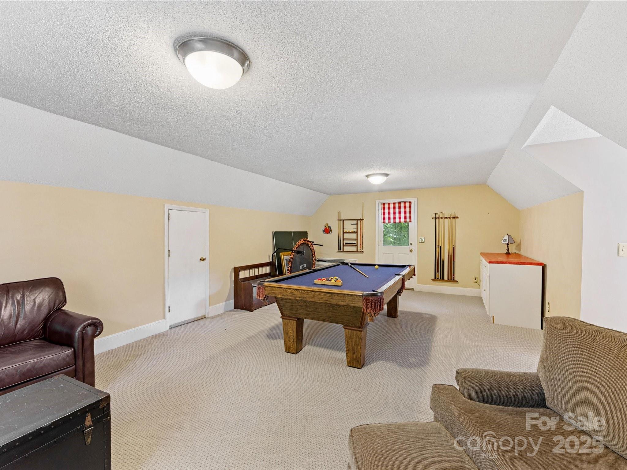 1119 Holleybank Drive