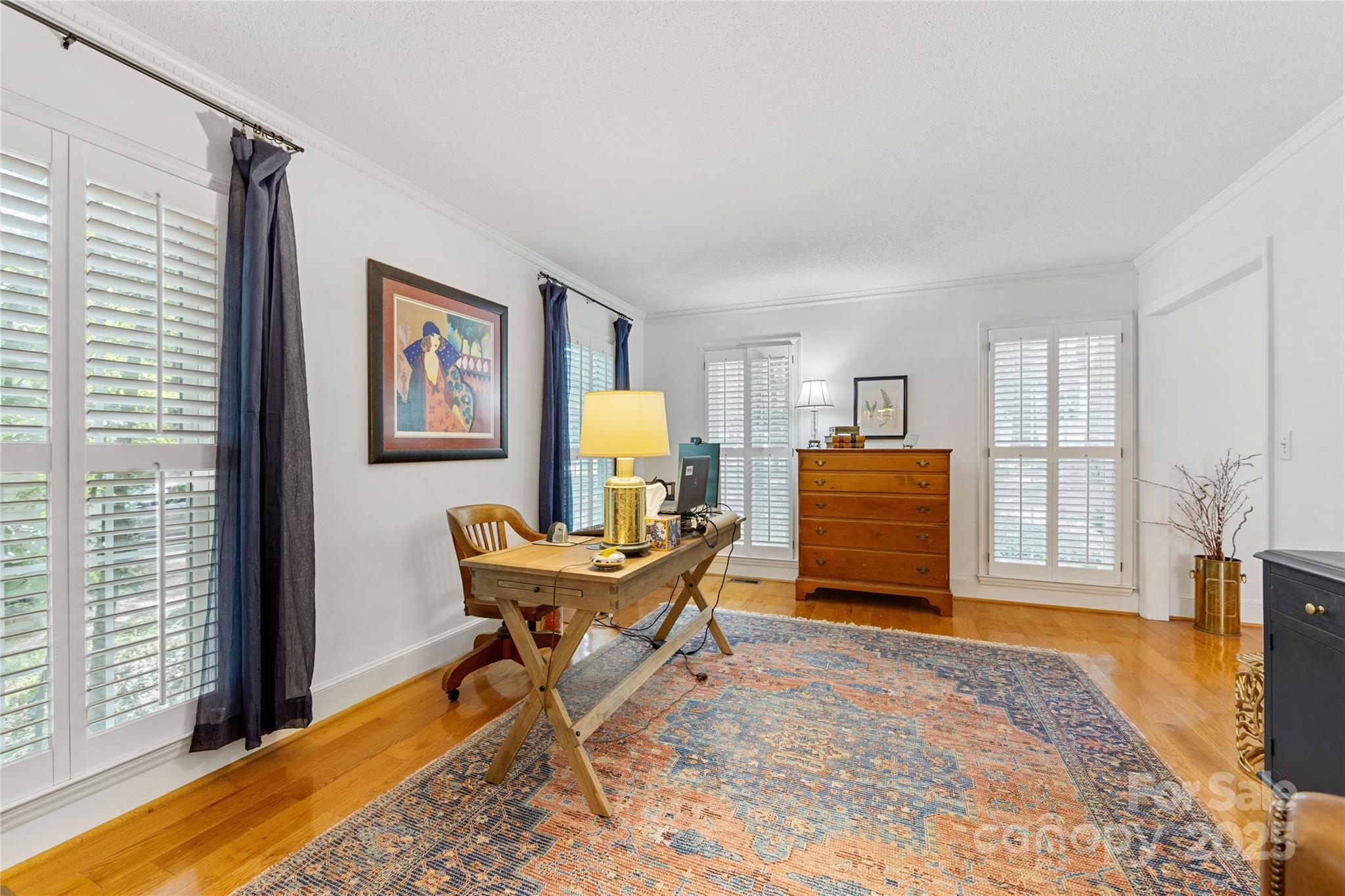 1119 Holleybank Drive