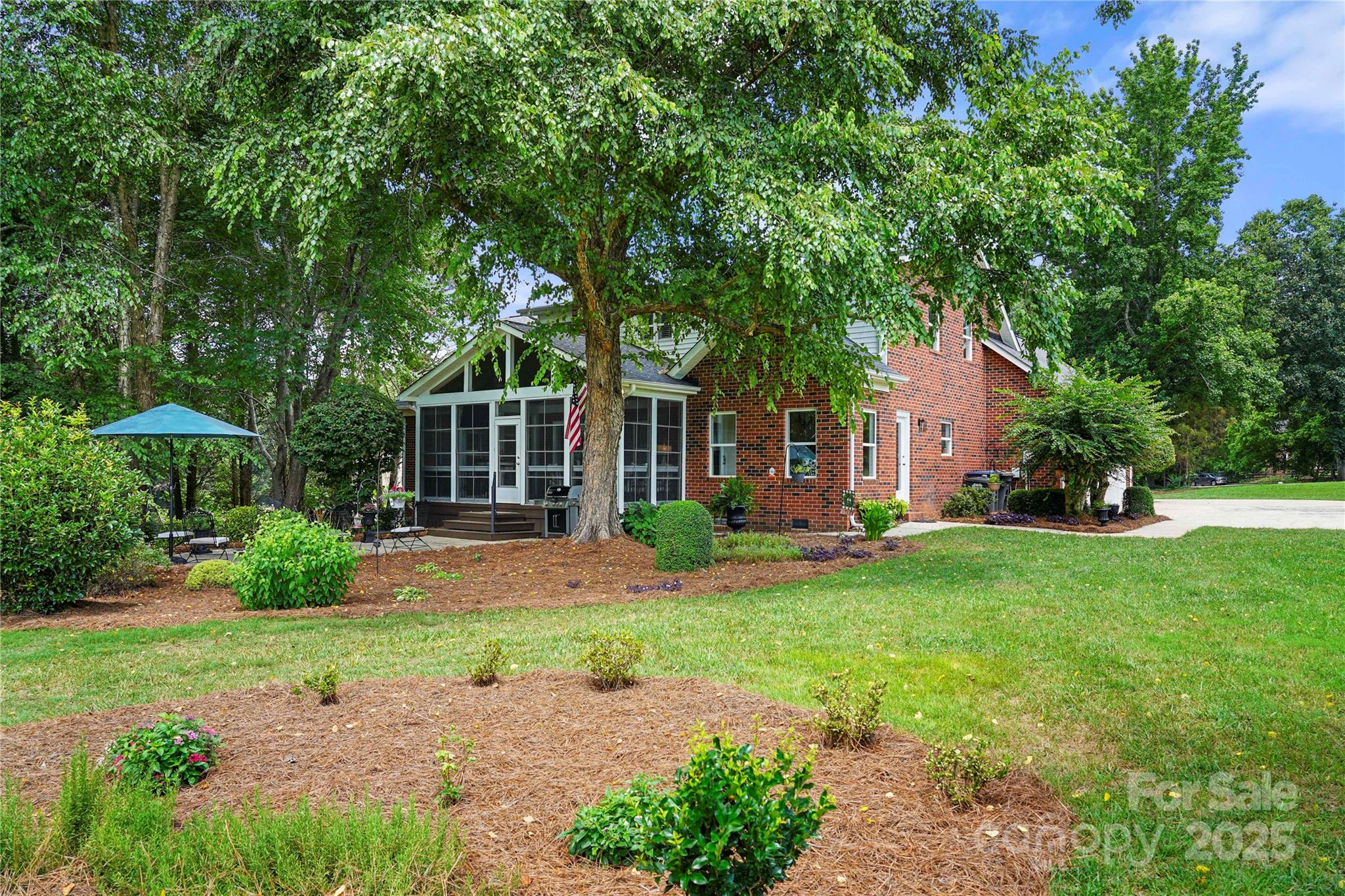 8173 Shannon Woods Lane