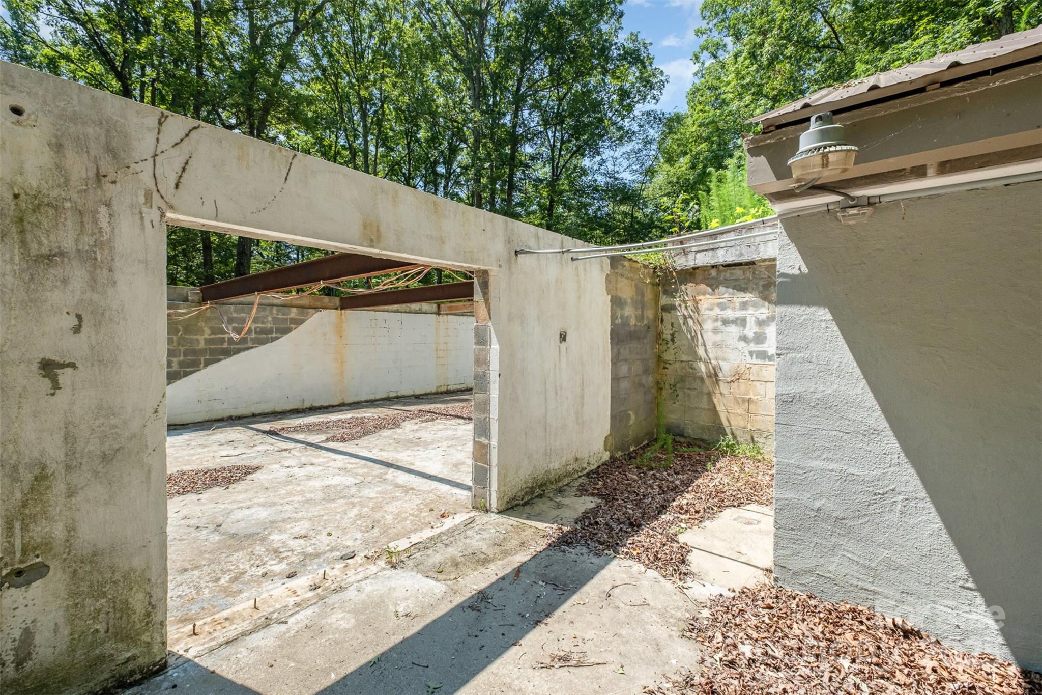 2300 Patterson Road