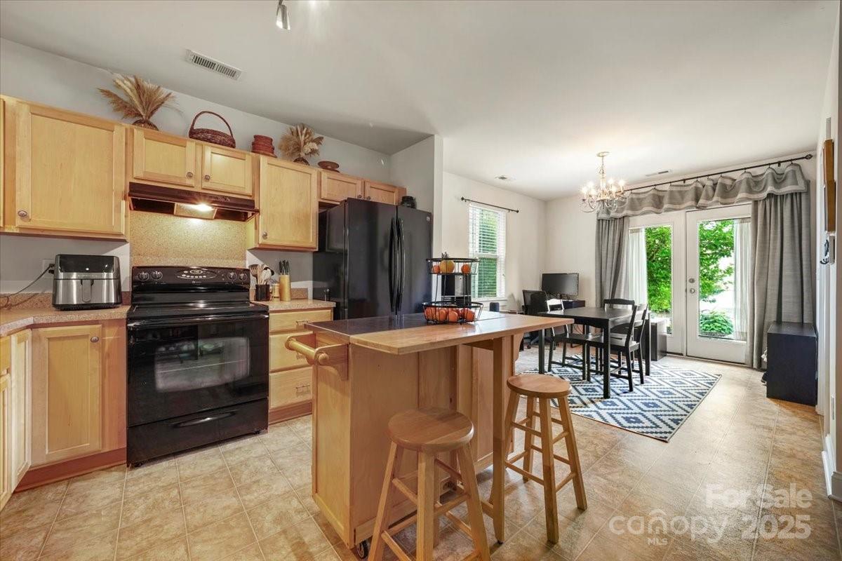 15952 Rose Glenn Lane