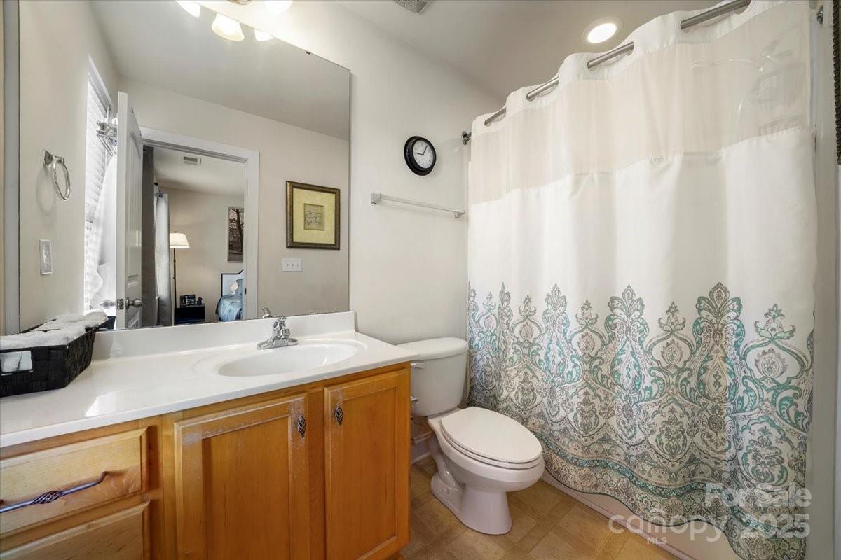 15952 Rose Glenn Lane