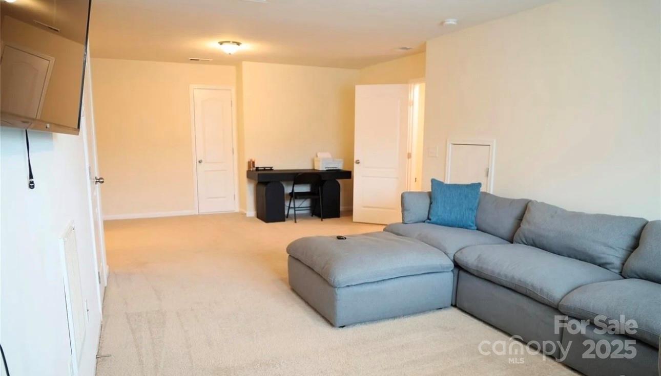 113 Burlingame Court
