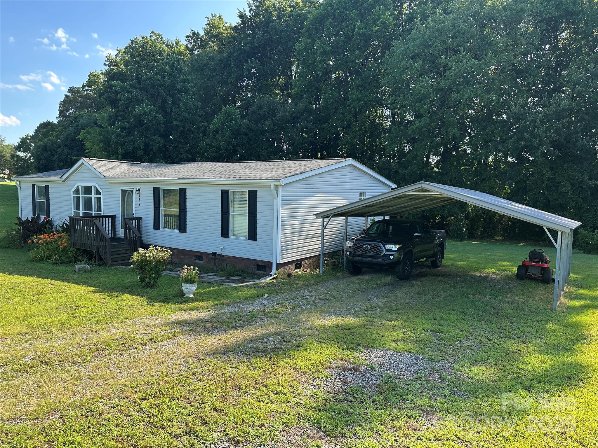 135 Whispering Drive