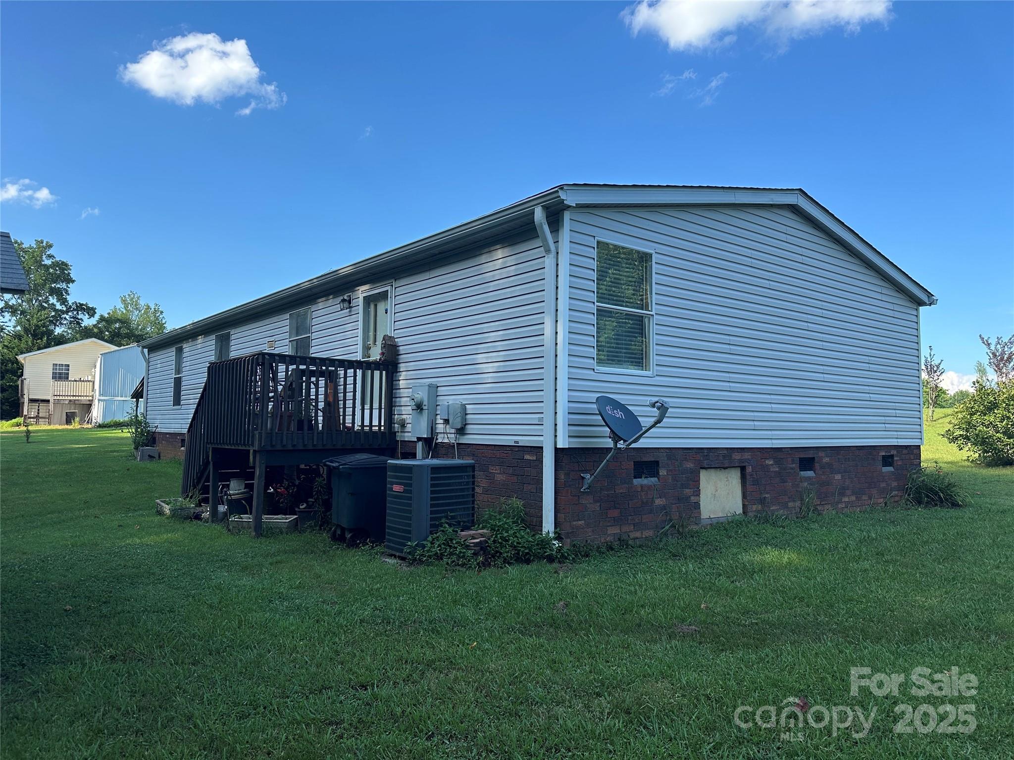 135 Whispering Drive
