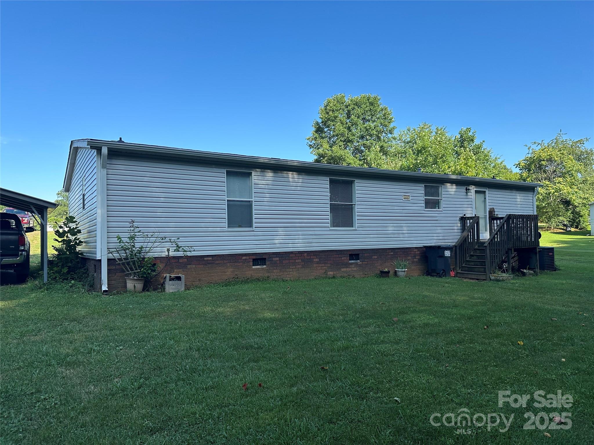 135 Whispering Drive