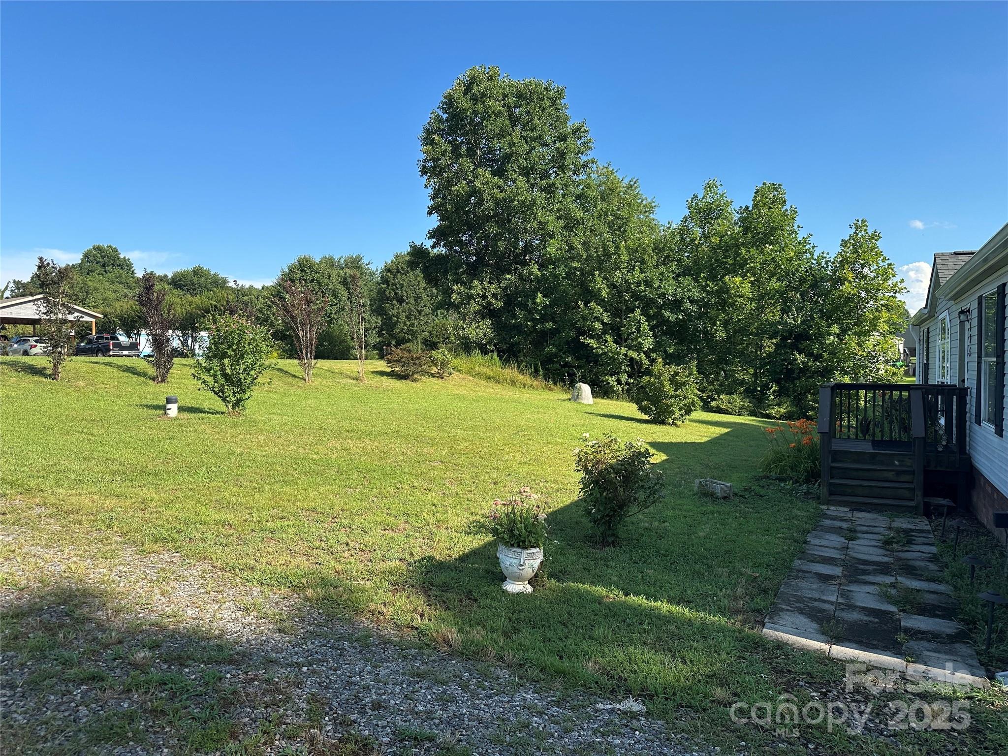 135 Whispering Drive