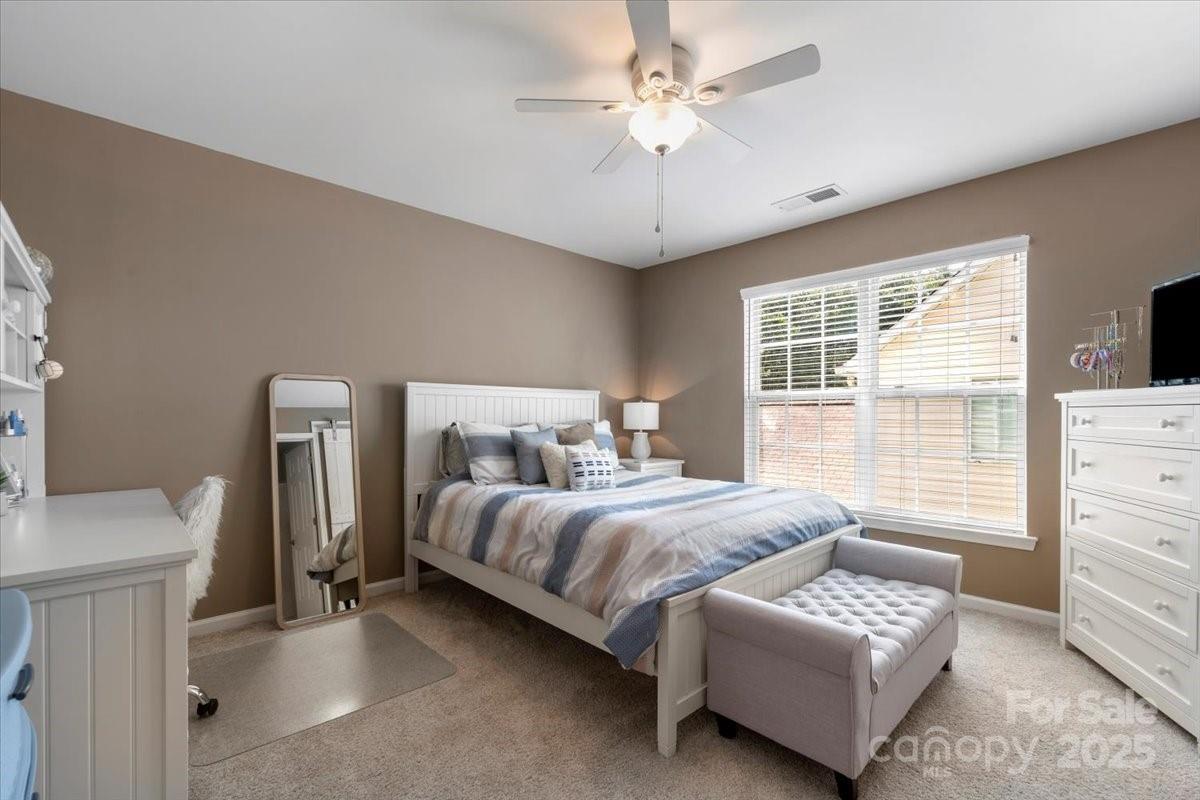 16101 Hollingbourne Road
