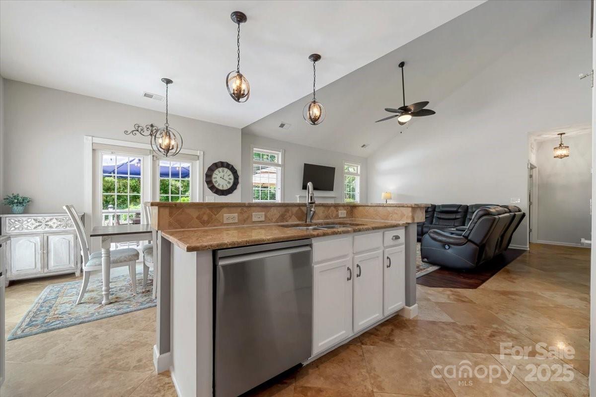 16101 Hollingbourne Road