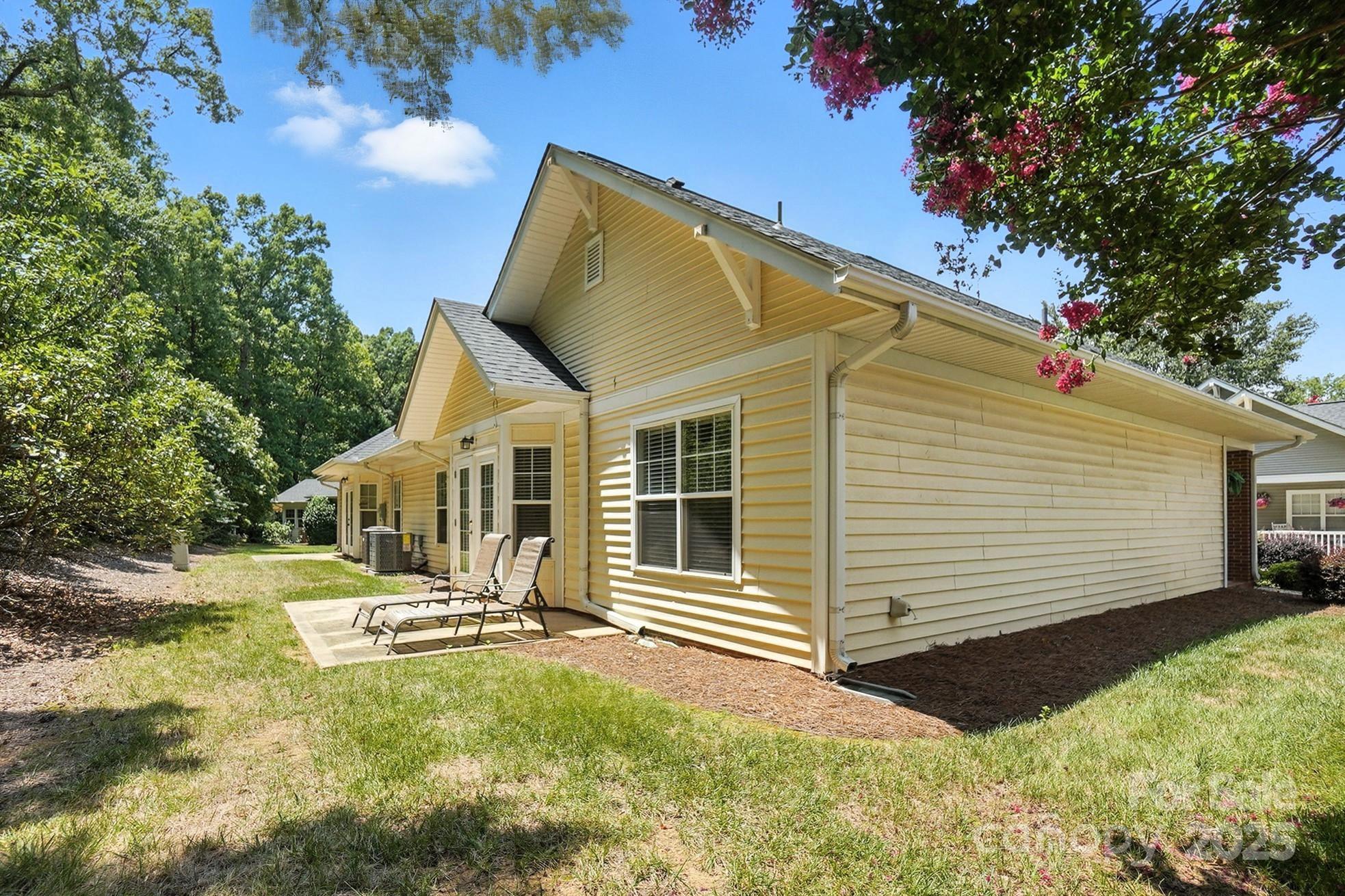2339 Granville Place Unit: A