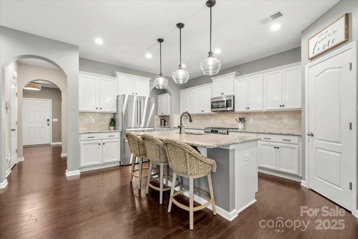 2414 Kayleb Point Circle