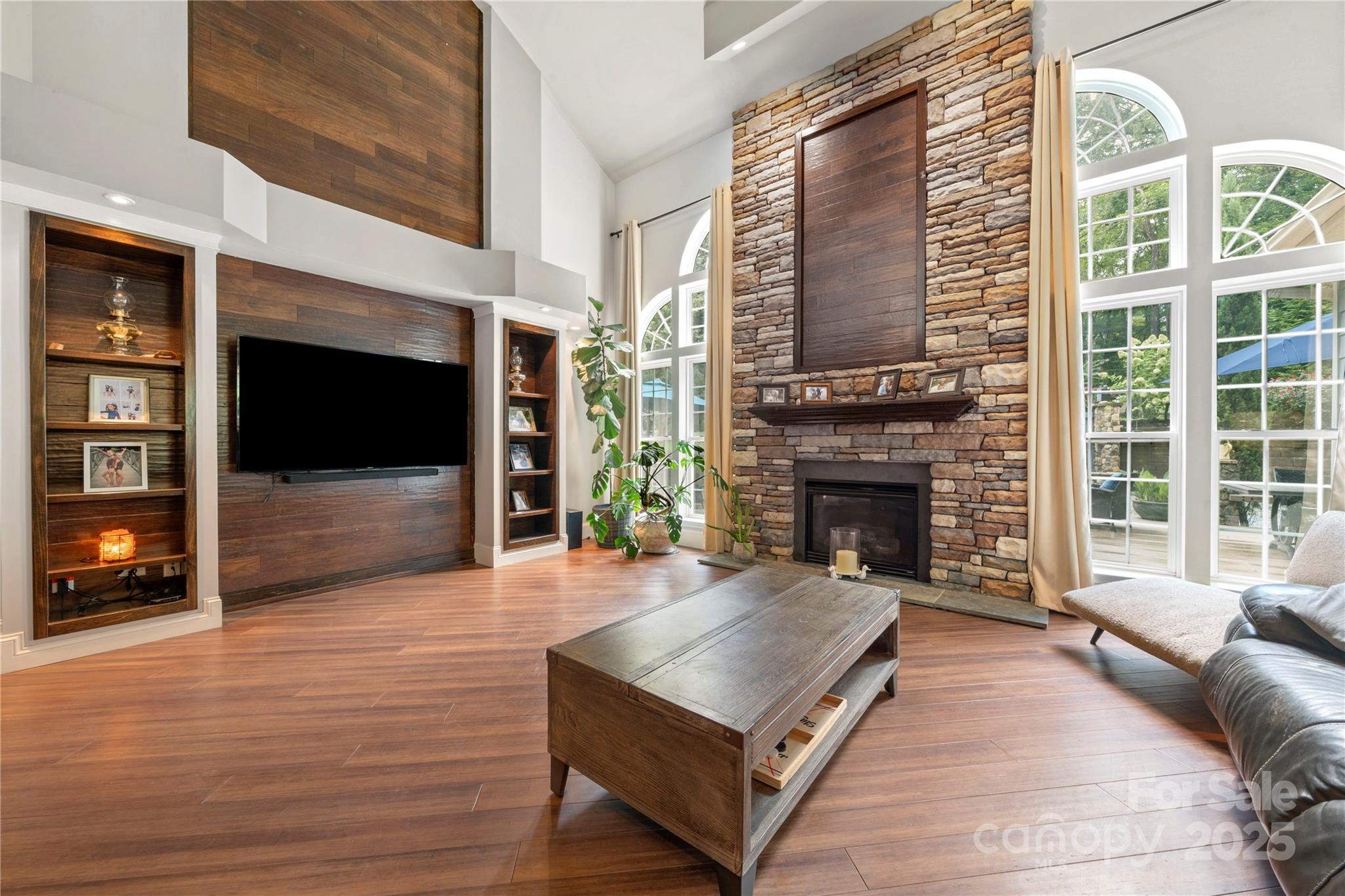 2216 Potter Cove Lane Unit: 19