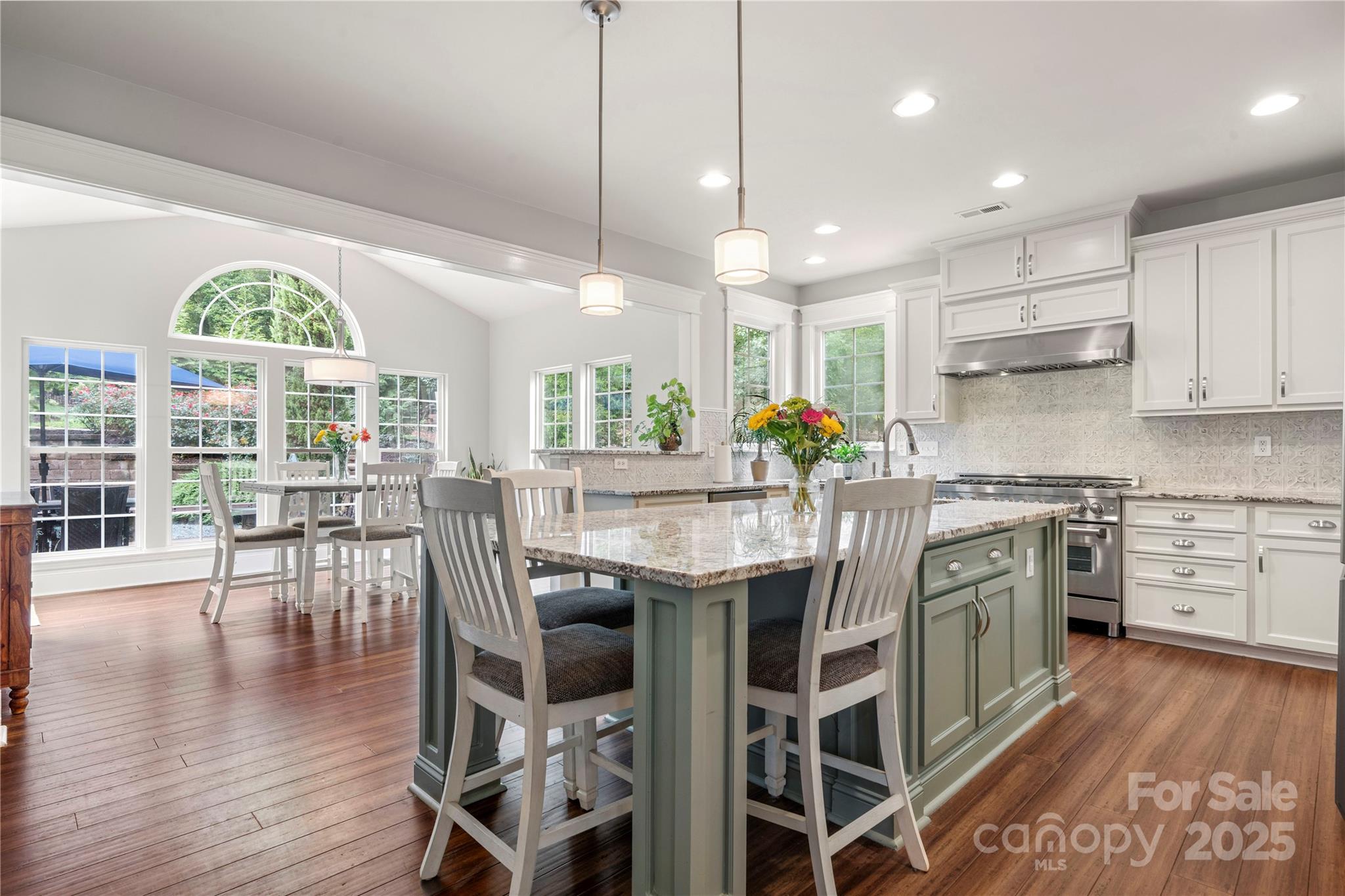2216 Potter Cove Lane Unit: 19