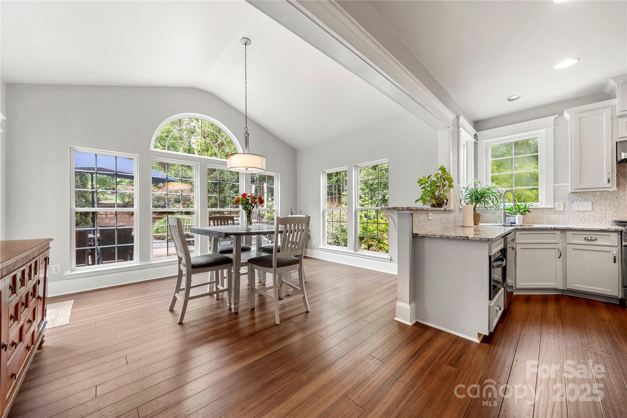 2216 Potter Cove Lane Unit: 19