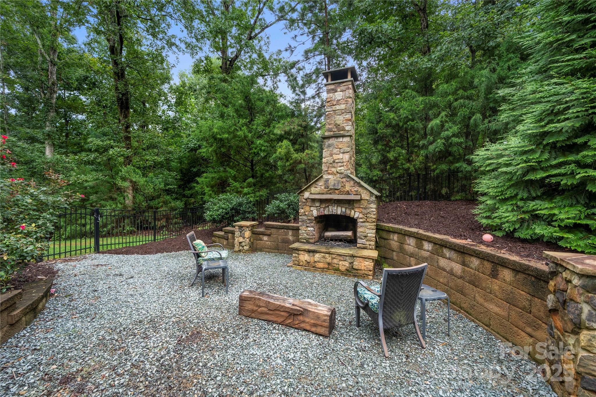 2216 Potter Cove Lane Unit: 19