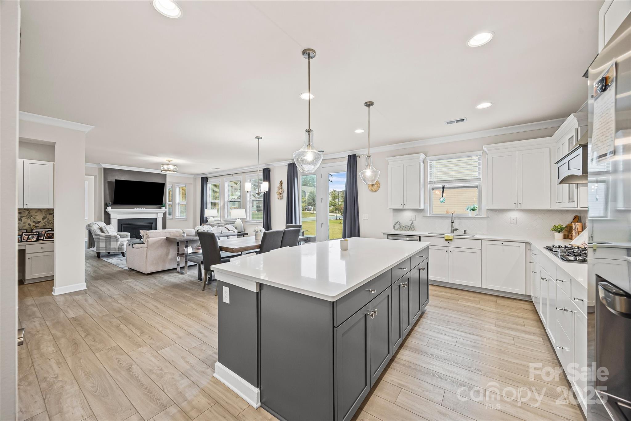 591 Sandbar Point