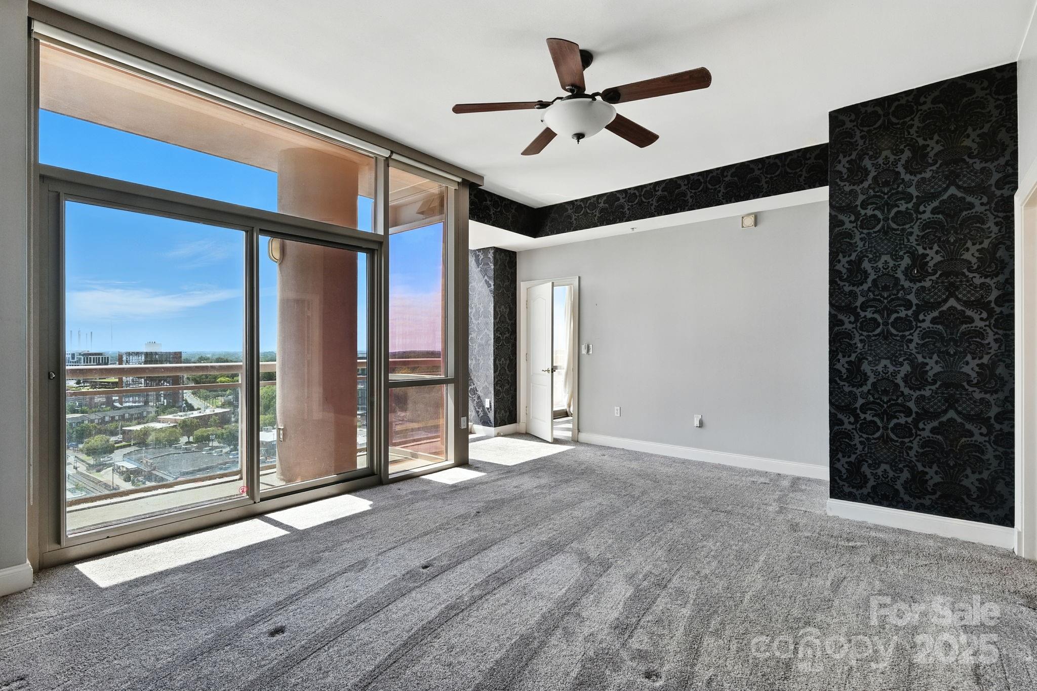 315 Arlington Avenue Unit: 1704