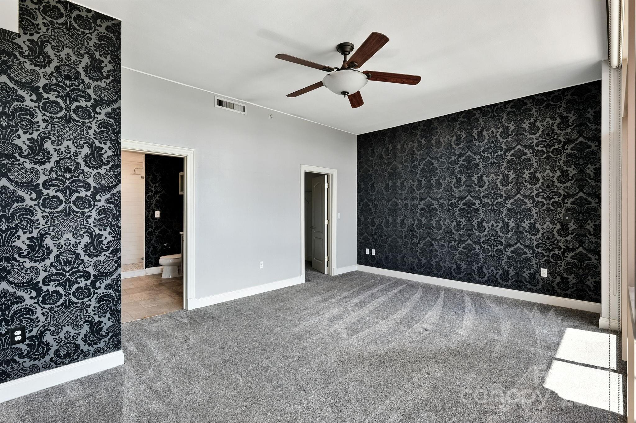315 Arlington Avenue Unit: 1704