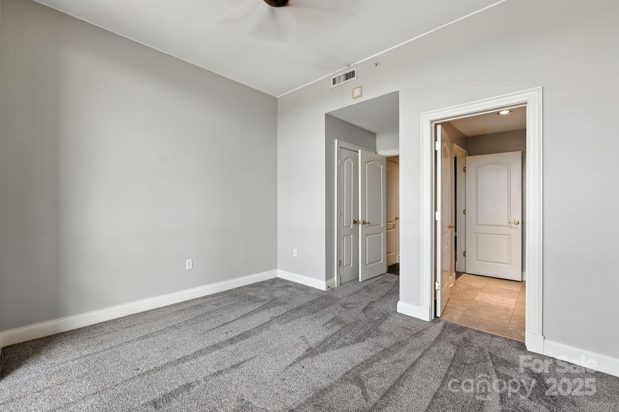 315 Arlington Avenue Unit: 1704