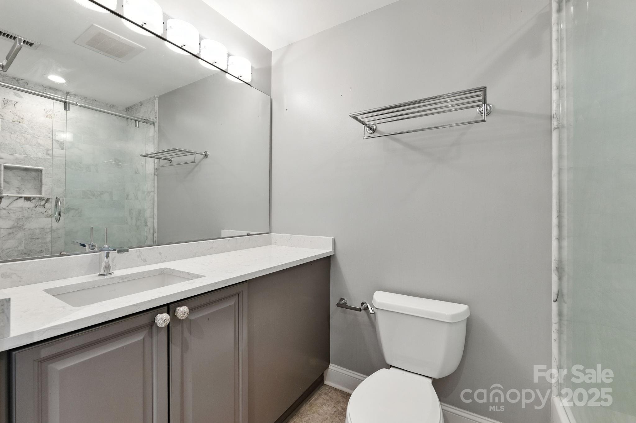 315 Arlington Avenue Unit: 1704