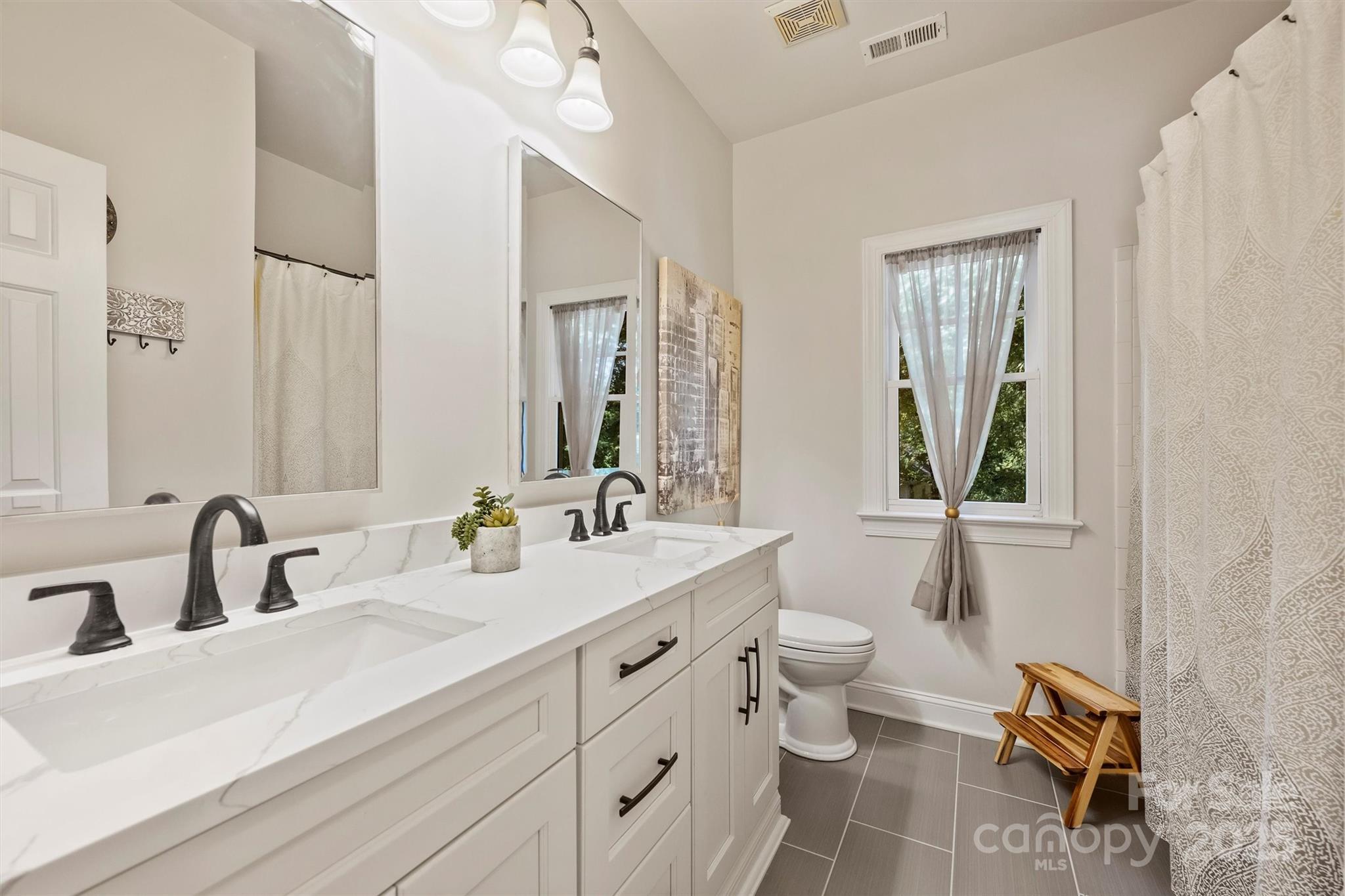 11728 Sir Francis Drake Drive