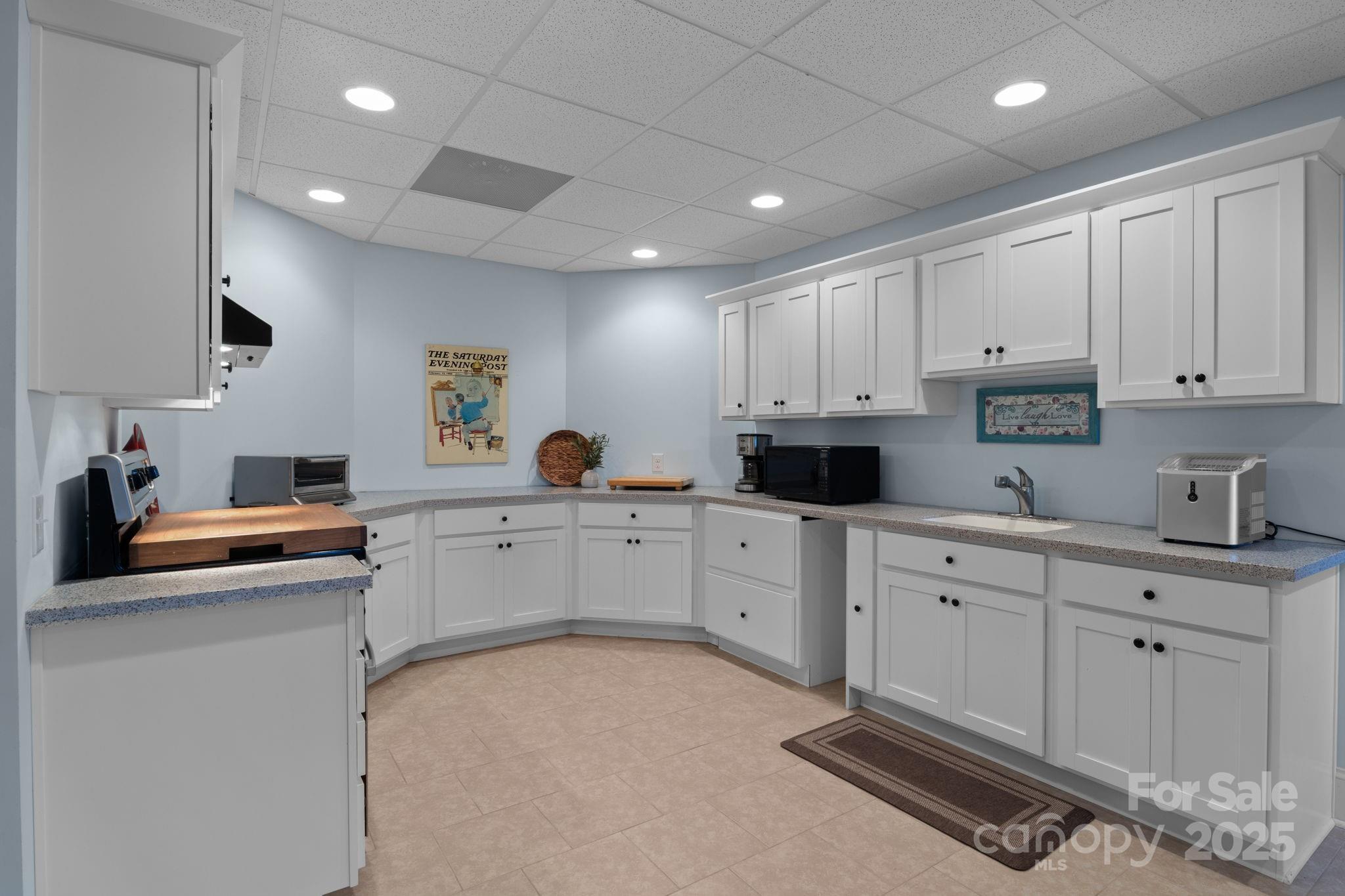 861 Tabor Road