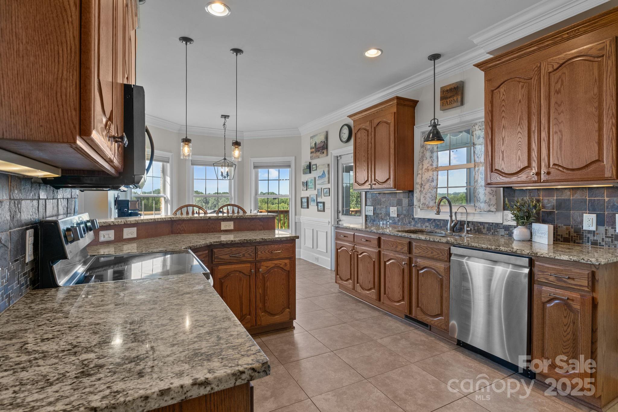 861 Tabor Road