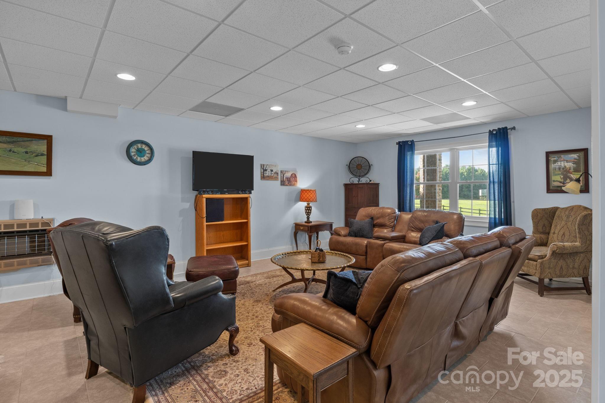 861 Tabor Road