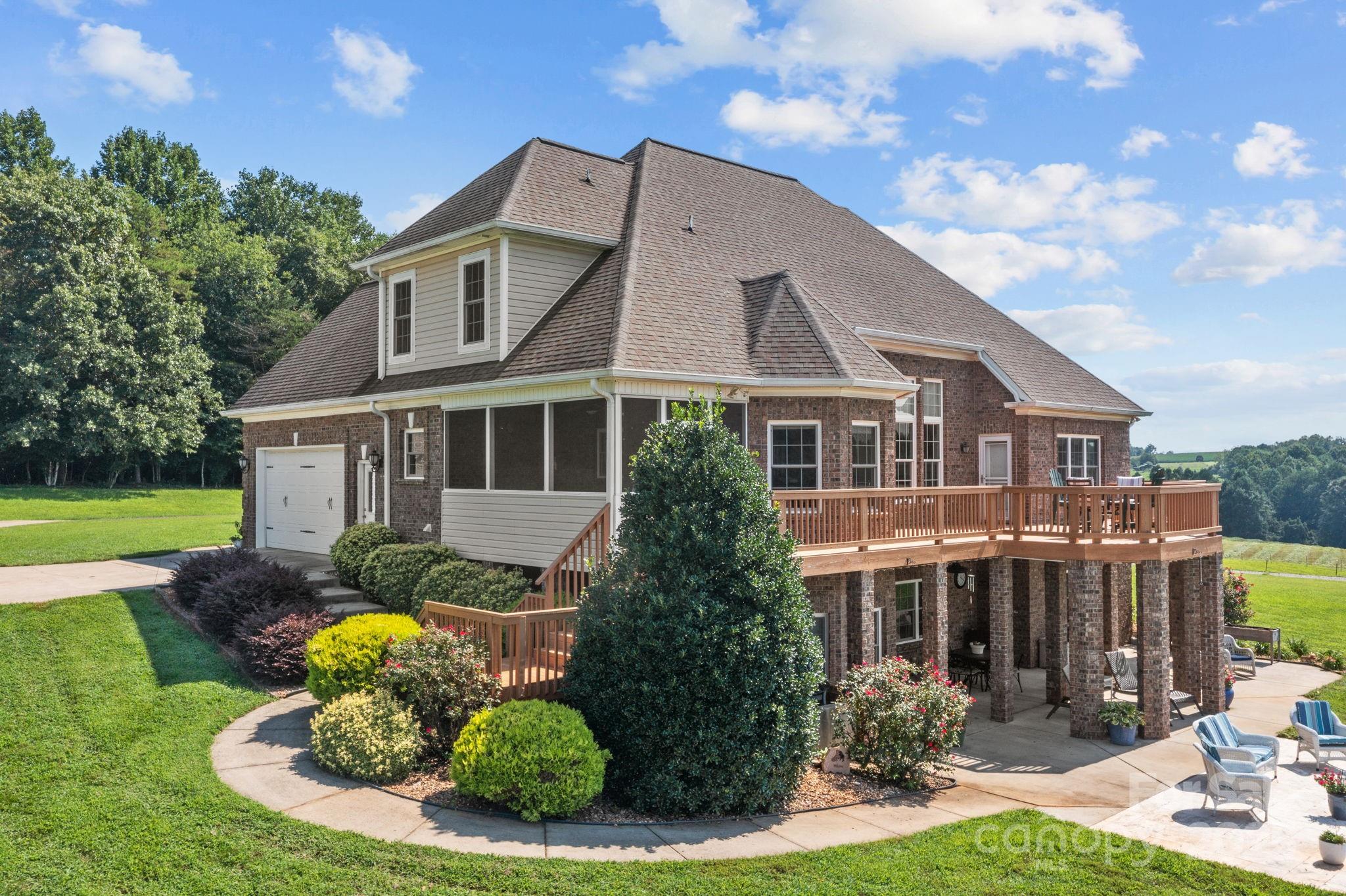 861 Tabor Road