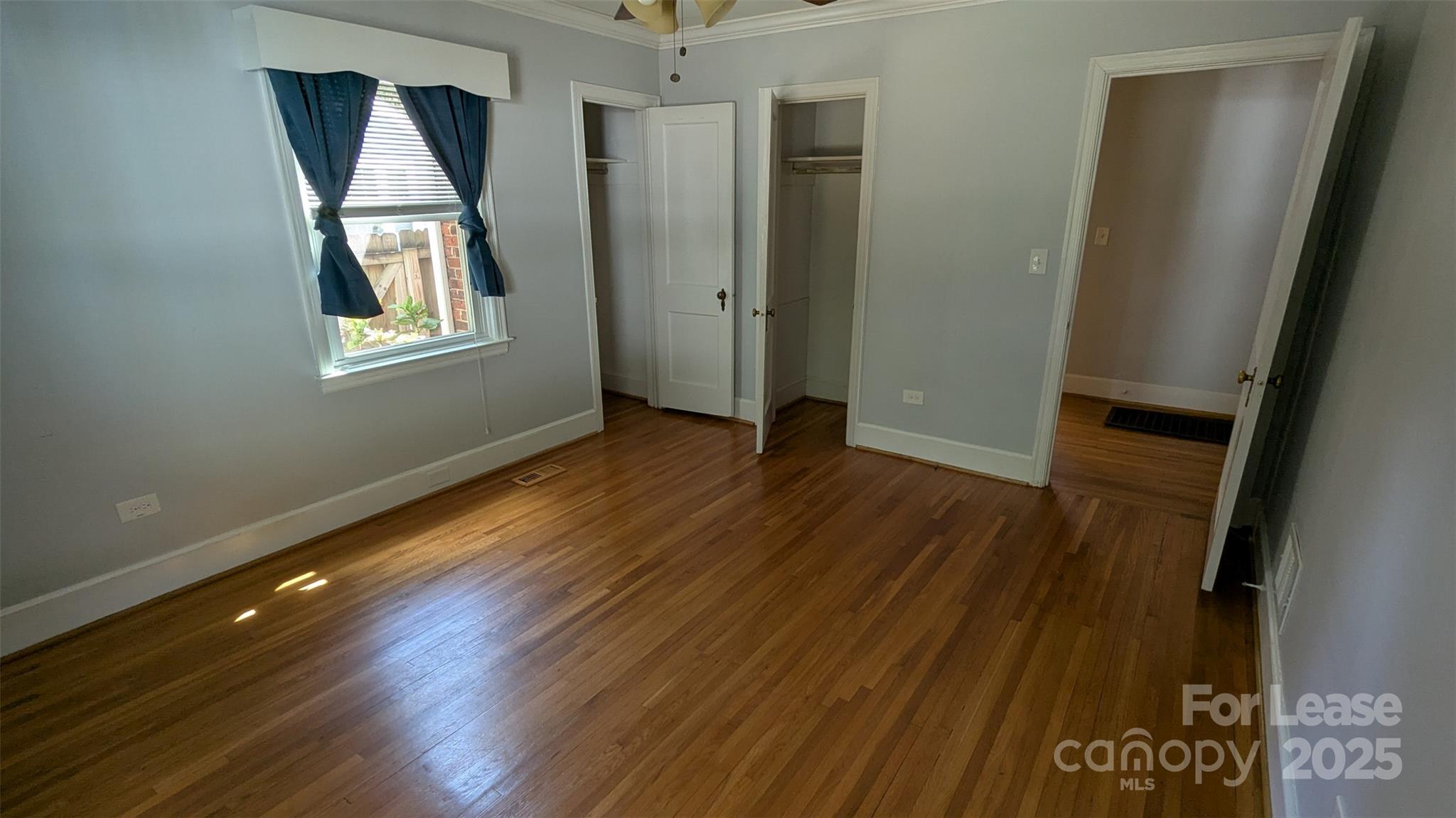 1507 Woodland Drive