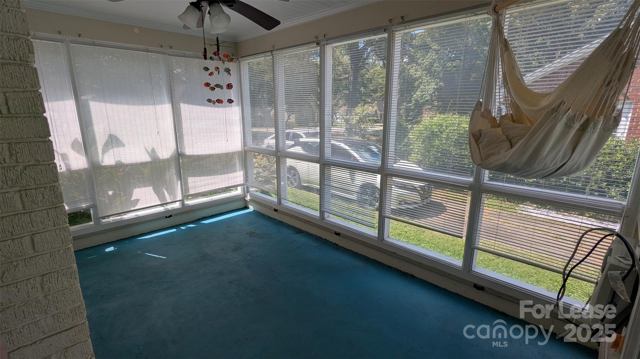 1507 Woodland Drive
