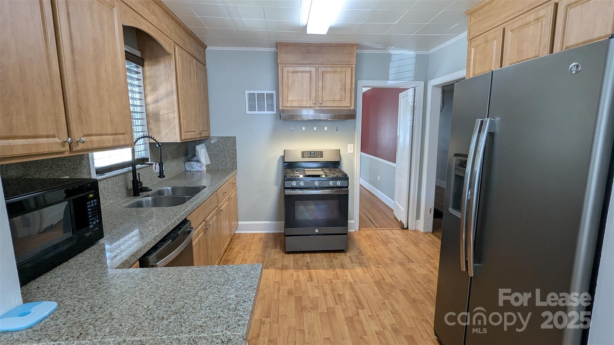 1507 Woodland Drive