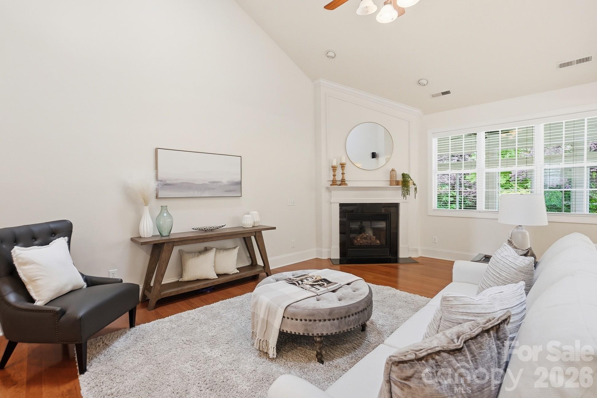 10906 Round Rock Road
