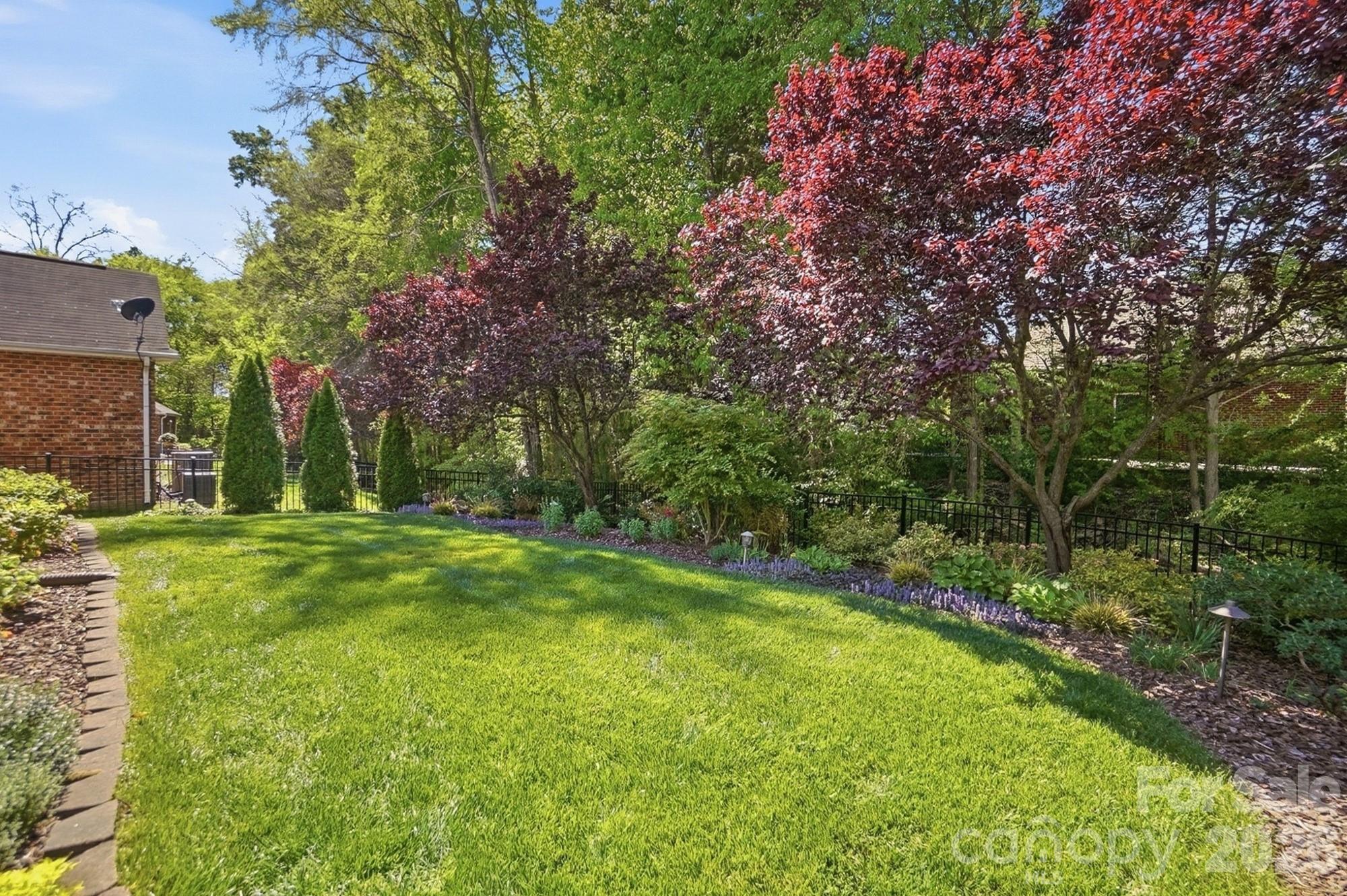 10906 Round Rock Road