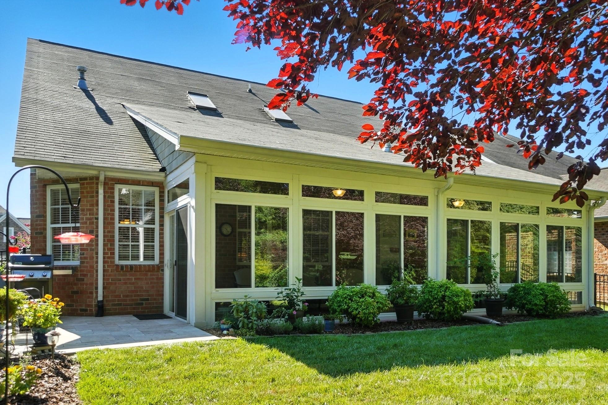 10906 Round Rock Road