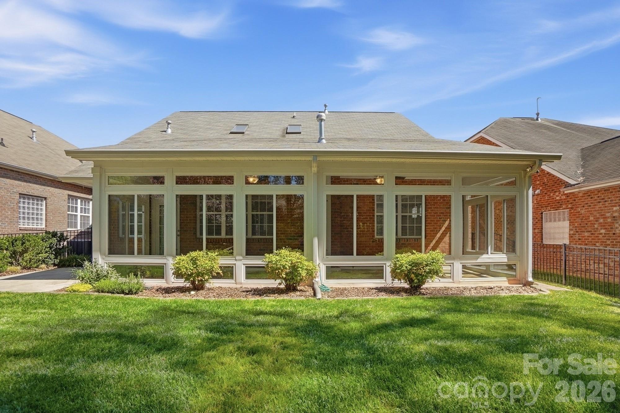 10906 Round Rock Road