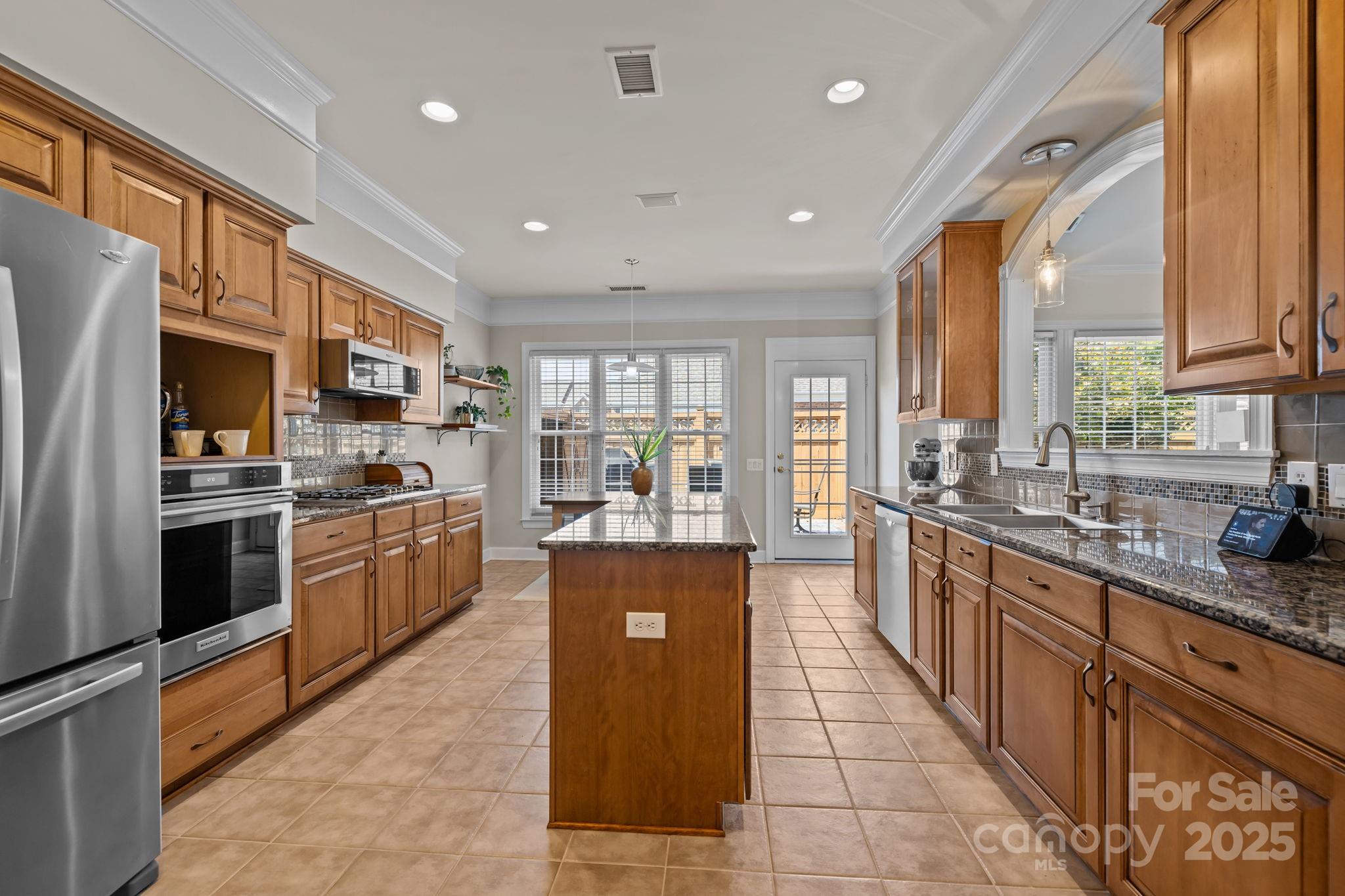 15203 Arleta Circle